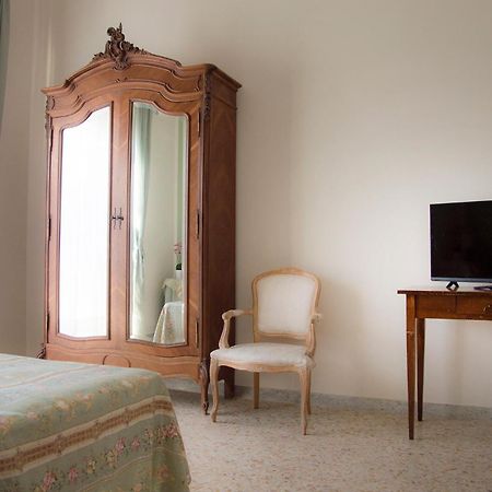 Iscairia Country House Ascea Bagian luar foto