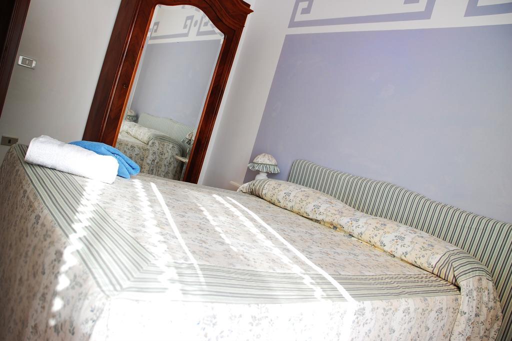 Iscairia Country House Ascea Bagian luar foto